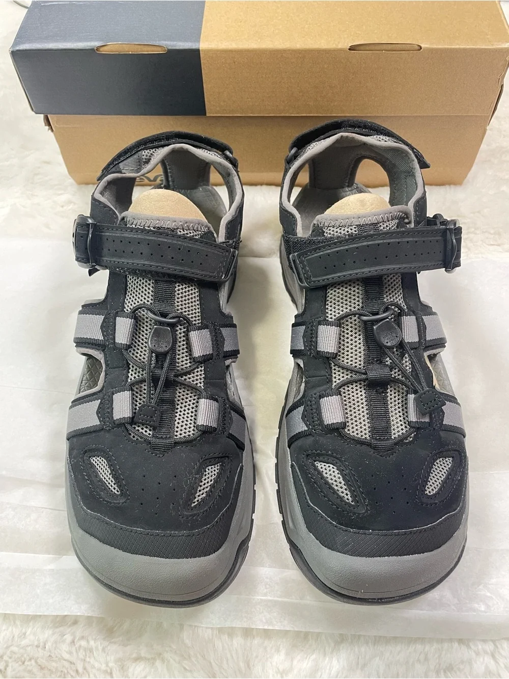 NWB Teva Black and Gray Men's Outdoor Sport Sandal, Size 13